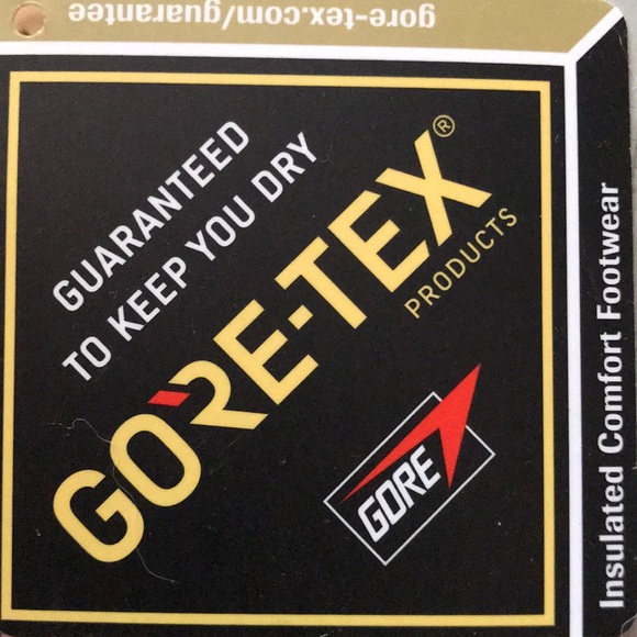 NWOT Under Armour camo women's hiking boots - Picture 4 of 6